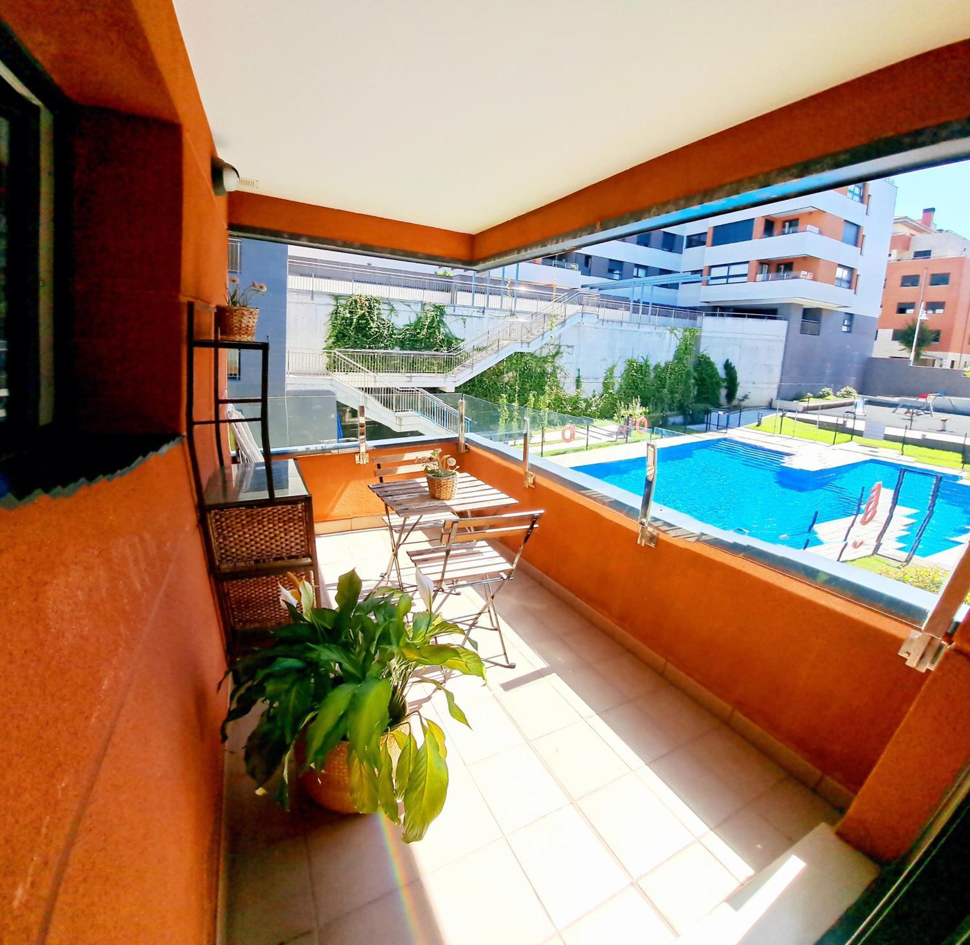 Costa Norte Gym Apartamento Con Terraza Garaje Y Piscina كاسترو أورديالس المظهر الخارجي الصورة