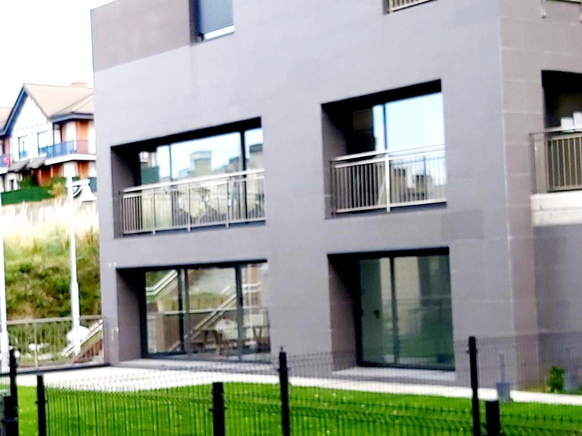 Costa Norte Gym Apartamento Con Terraza Garaje Y Piscina كاسترو أورديالس المظهر الخارجي الصورة